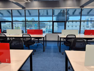 4 Person Coworking Desk