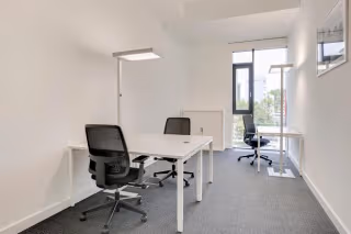 1 Person Private Office