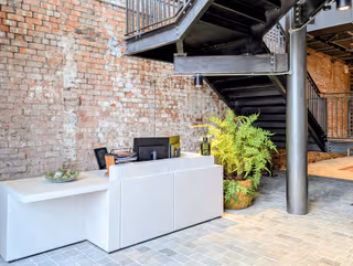 9 Person Coworking Desk