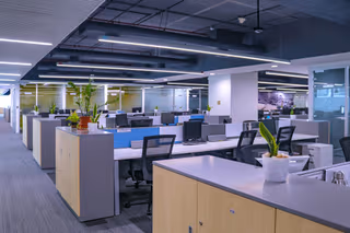 4 Person Coworking Desk