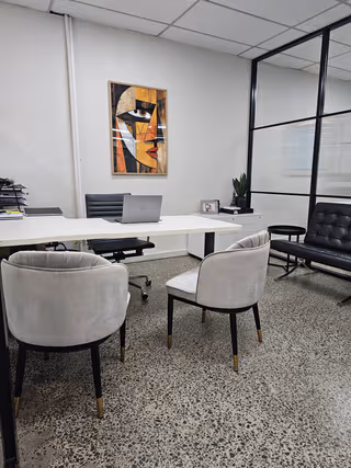 4 Person Private Office