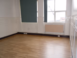 3 Person Private Office