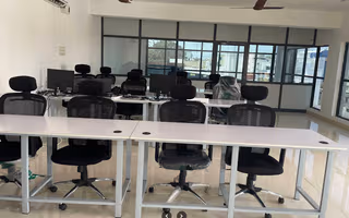 4 Person Coworking Desk