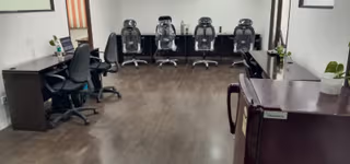 70 Person Coworking Desk