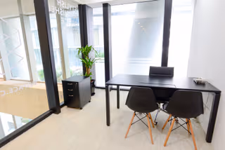 4 Person Private Office