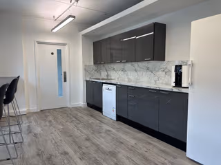 38 Person Managed Space