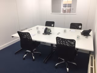 1 Person Shared Office