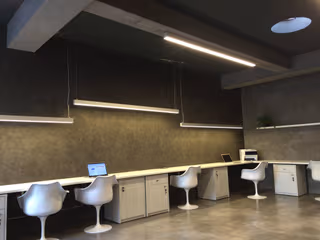 5 Person Coworking Desk