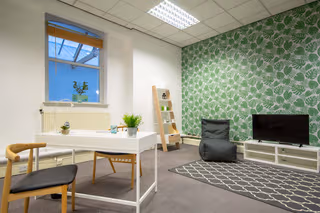 12 Person Private Office