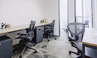 5 Person Private Office