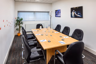 10 Person Coworking Desk