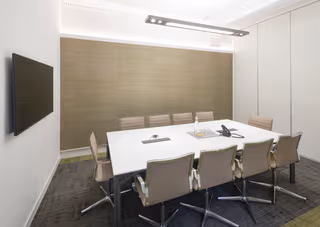 20 Person Private Office