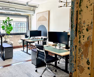 1 Person Coworking Desk