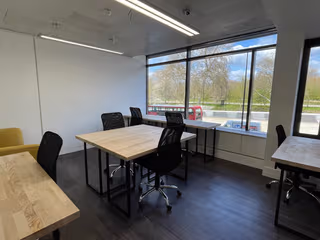 7 Person Private Office