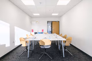 9 Person Private Office