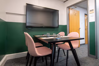 7 Person Private Office