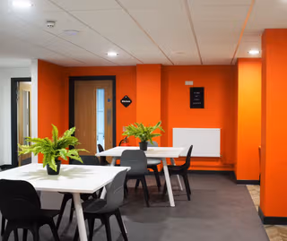 9 Person Private Office