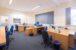 4 Person Private Office