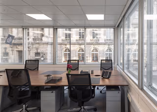 5 Person Private Office