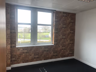 11 Person Private Office