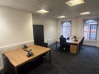 4 Person Private Office