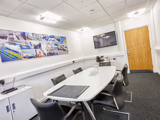 15 Person Private Office