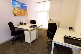 15 Person Private Office