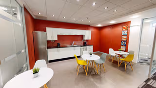 4 Person Private Office
