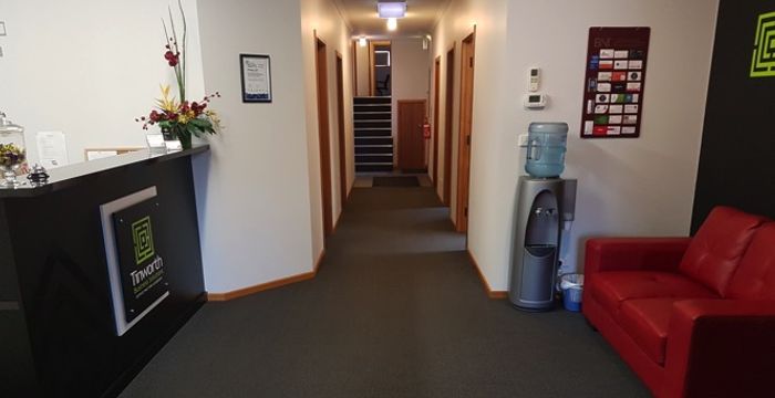 8 Whitehorse Road, Mount Clear - Image 5