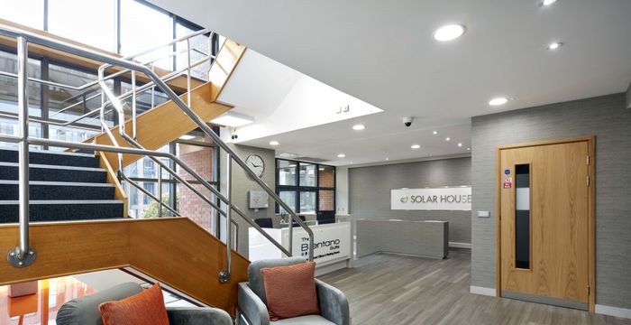 915 High Road, Finchley - Image 2