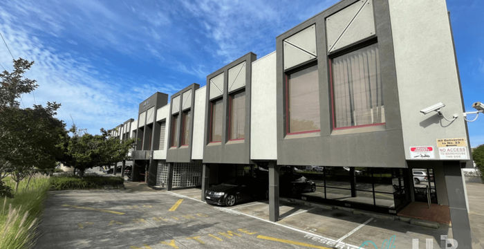 21-23 Aristoc Road, Glen Waverley - Image 5