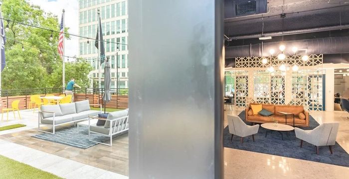 1122 Lady St, Columbia - Image 2