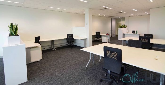 7 Clunies Ross Court, Eight Mile Plains - Image 3