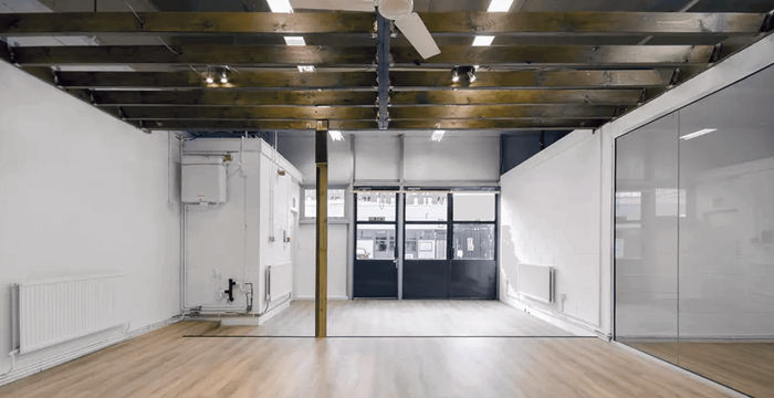 10 Prestons Road, Poplar - Image 4