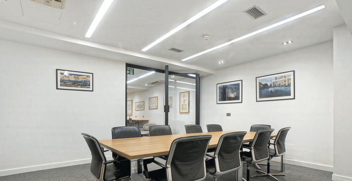 5 St Bride’s Street, Greater London - Image 4