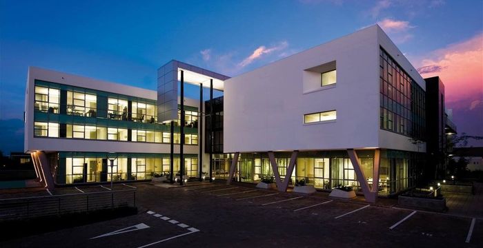 Cnr William Nicol & Leslie, Fourways - Image 5