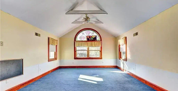 2493 New York 52, Hopewell Junction - Image 2