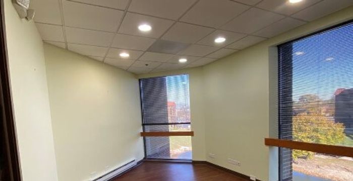 1440 Renaissance Dr, Park Ridge - Image 3