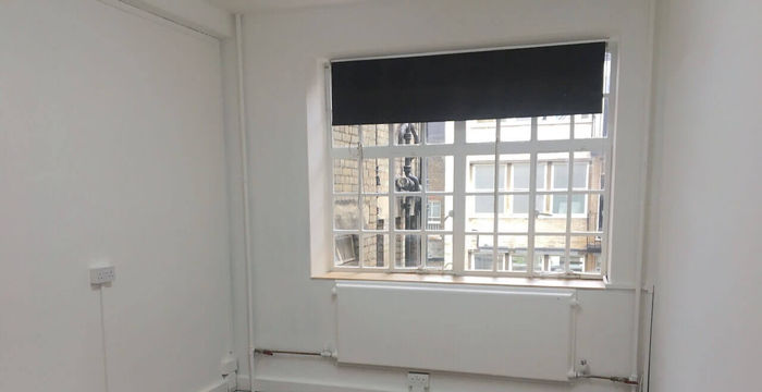 65 Margaret Street, Fitzrovia - Image 2