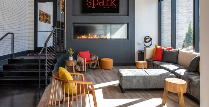 1475 Walnut St, Kansas City - Image 2