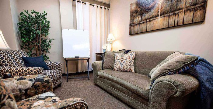 4000 Eagle Point Corporate Dr, Birmingham - Image 4