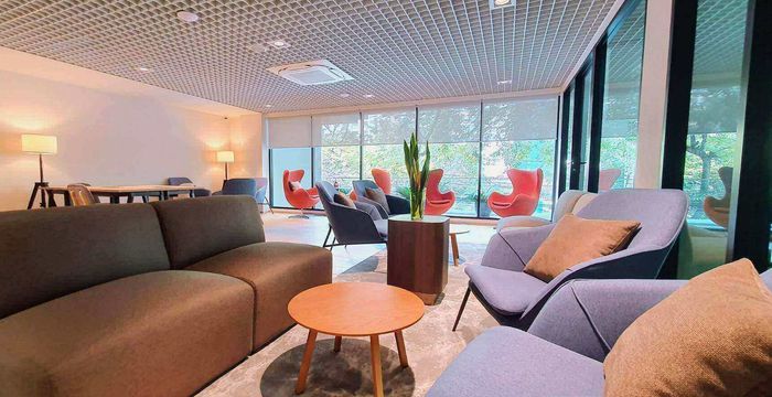 31 Sukhumvit Soi 26 (Soi Ari), Sukhumvit Road, Klongton, Klongtoey, Bangkok 10110 Sukhumvit Road, Khet Khlong Toei - Image 2