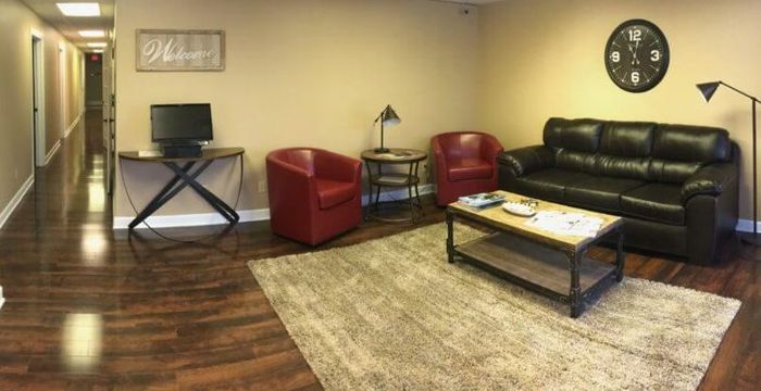 204 S Main St, Nixa - Image 2