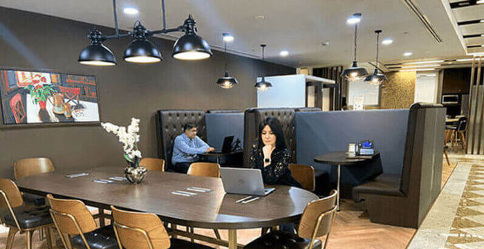 Sheikh Zayed Road, Dubai - Image 2