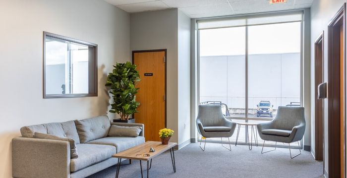 2455 Nw Nicolai St, Portland - Image 2