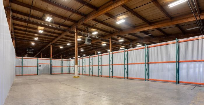 2455 Nw Nicolai St, Portland - Image 4