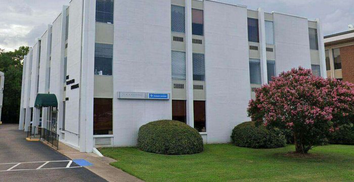 1510 Willow Lawn Dr, Richmond - Image 2