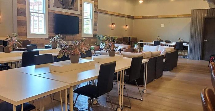 206 S Market St, Elizabethtown - Image 3