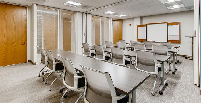 2300 Barrington Rd, Hoffman Estates - Image 4