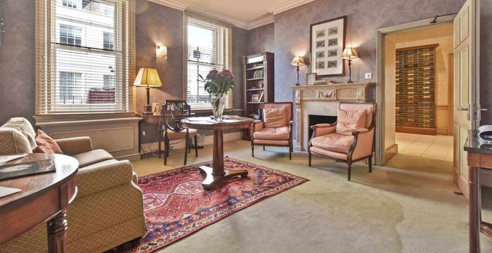 42 Berkeley Square, Greater London - Image 3